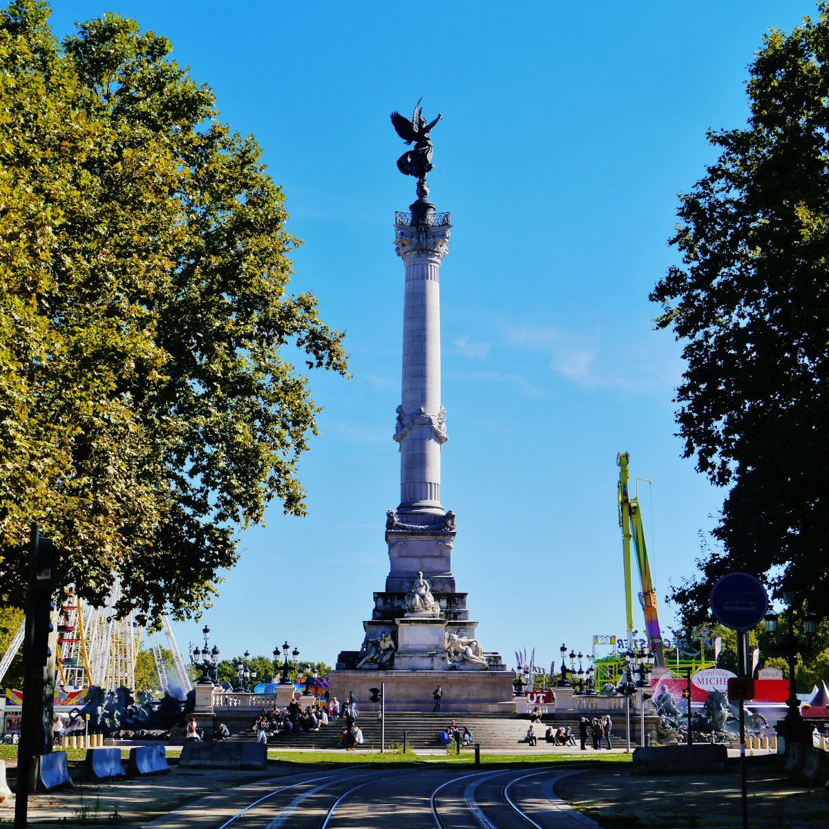 Explorez la Place de Quinconces sans réservation, juste vous et la ville