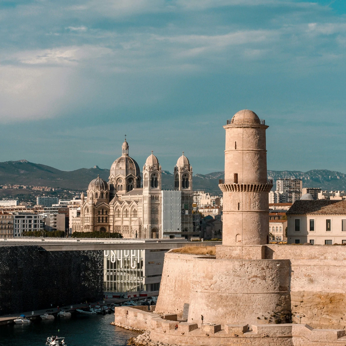 Explorez Marseille sans réservation, juste vous et la ville