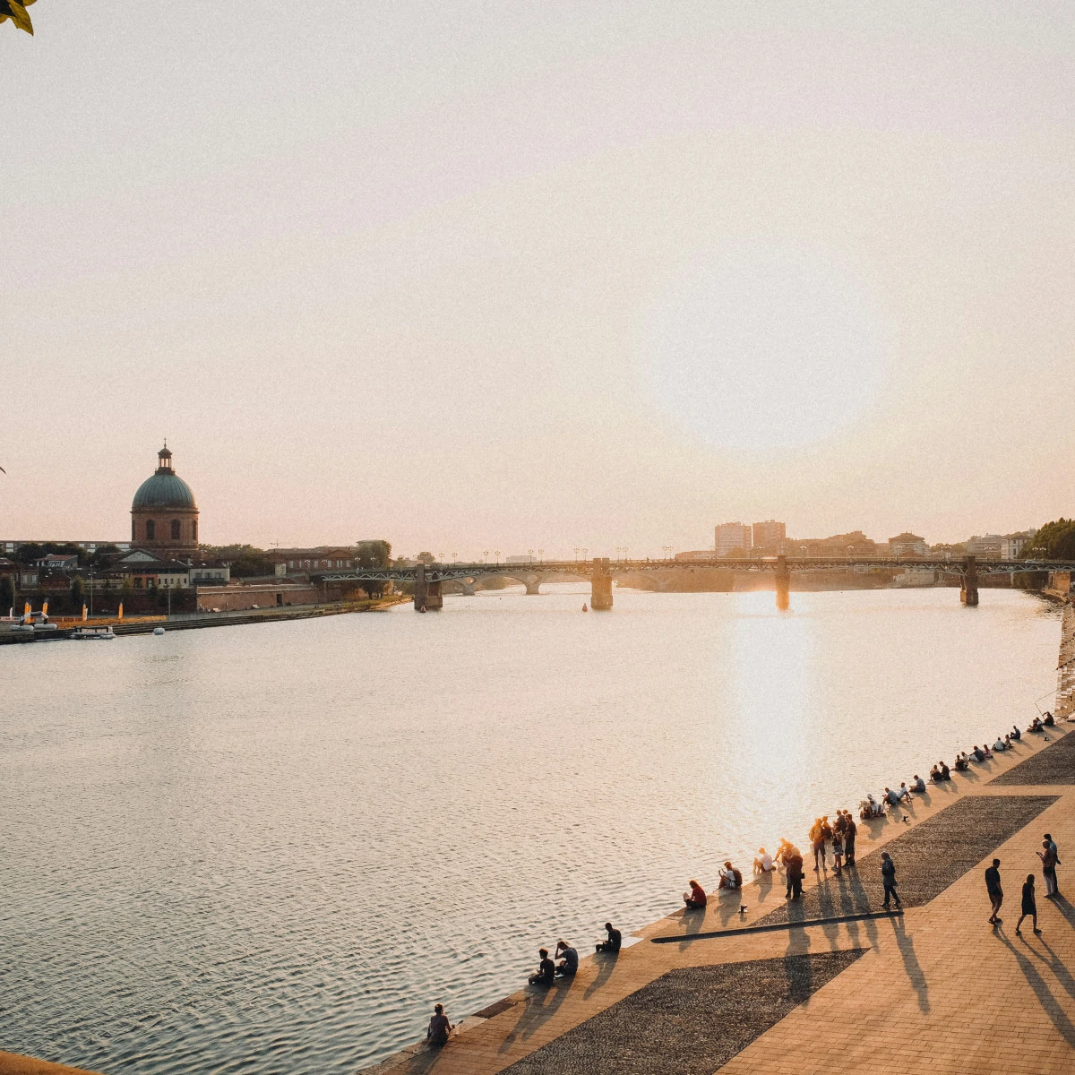 Découvrez le Quai de la Daurade sur la ville de Lyon
