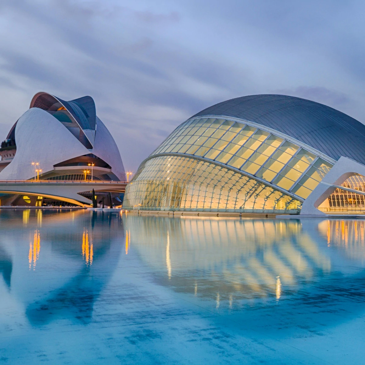 Descubre la Ciudad de las Artes de Valencia