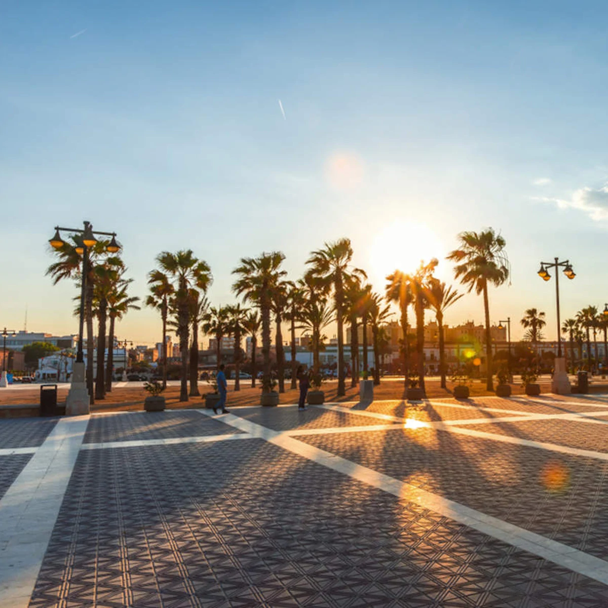 Descubre la playa de la Malvarrosa en Valencia